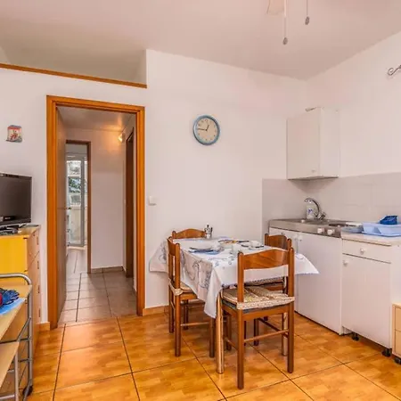 Apartment Kamenar 3 Klimno