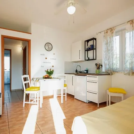 Appartamento Kamenar 3