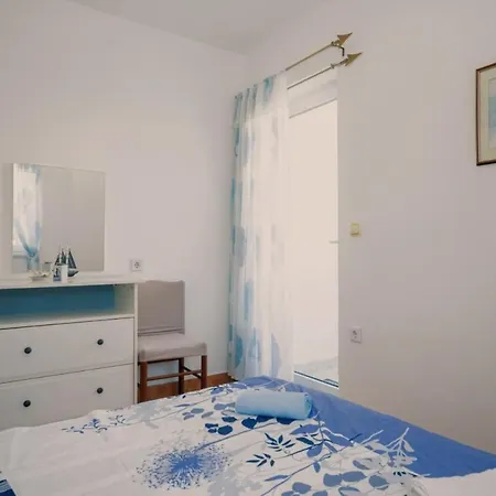 Kamenar 3 Apartment