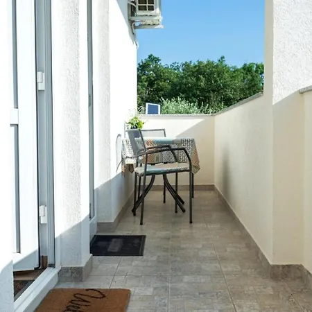 Apartment Kamenar 3