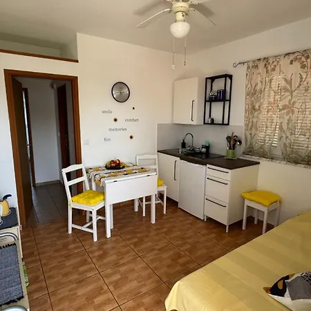 Kamenar 3 Apartment